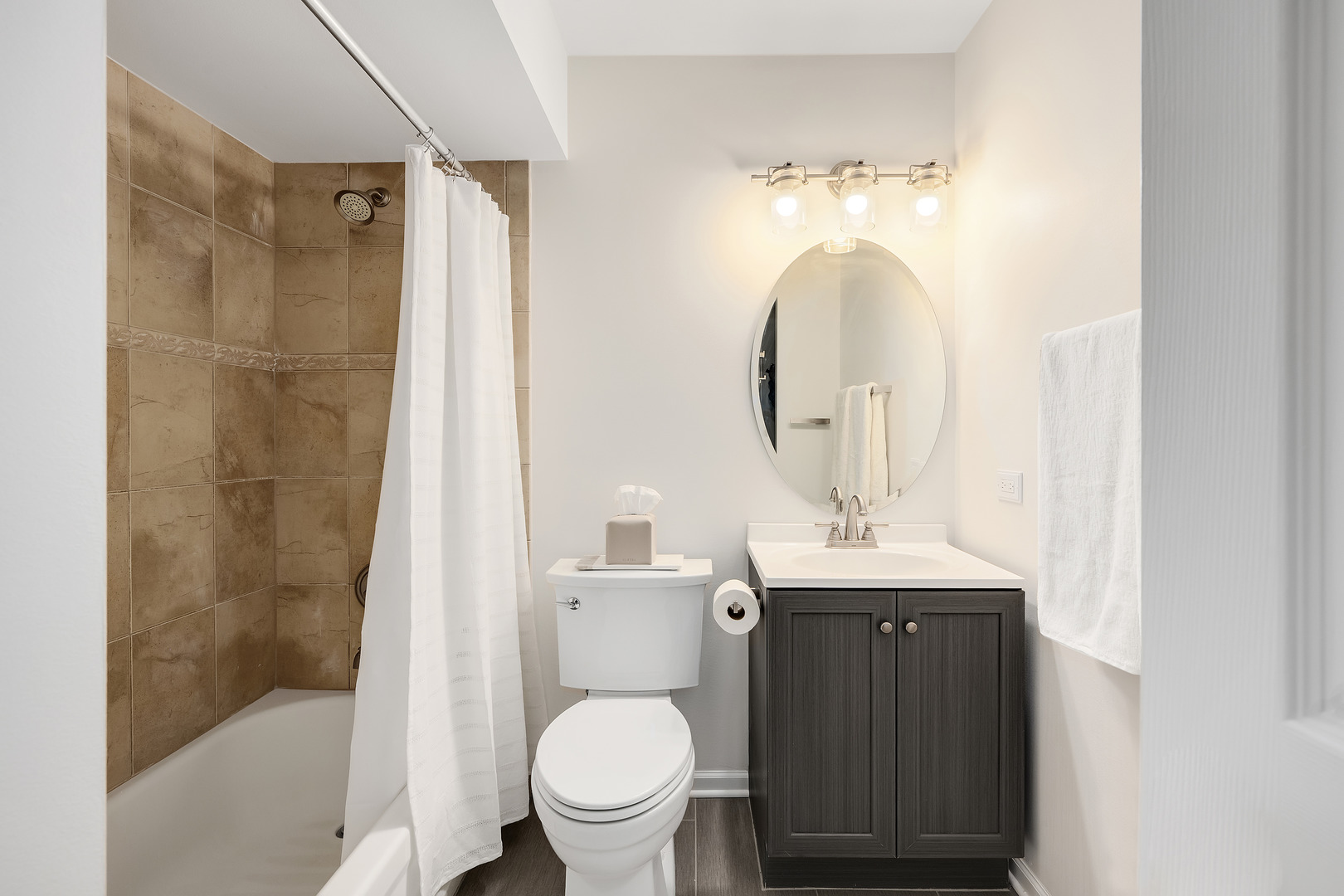 4900 Forest Avenue Unit: 108