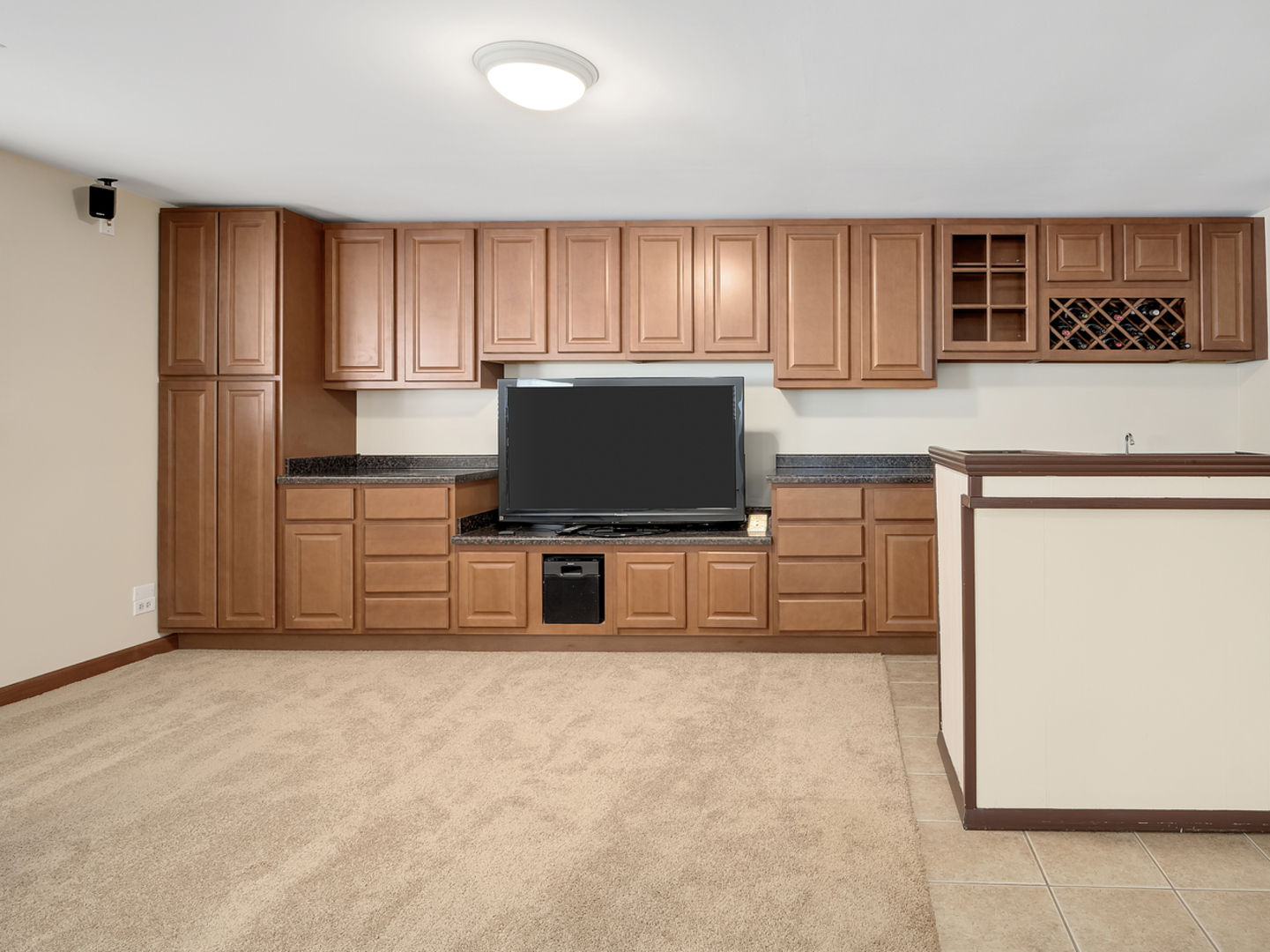 6921 Martin Drive Drive