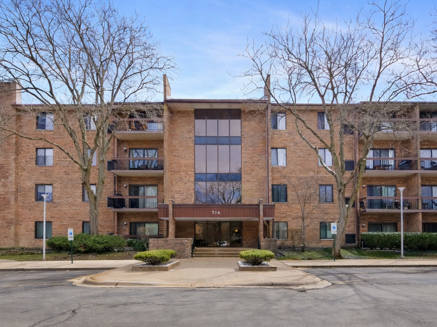 714 Walnut Drive Unit: 405