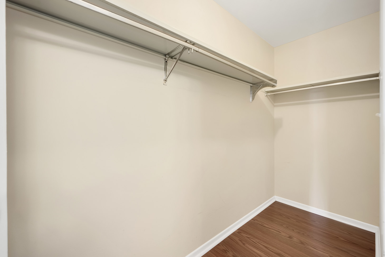 714 Walnut Drive Unit: 405