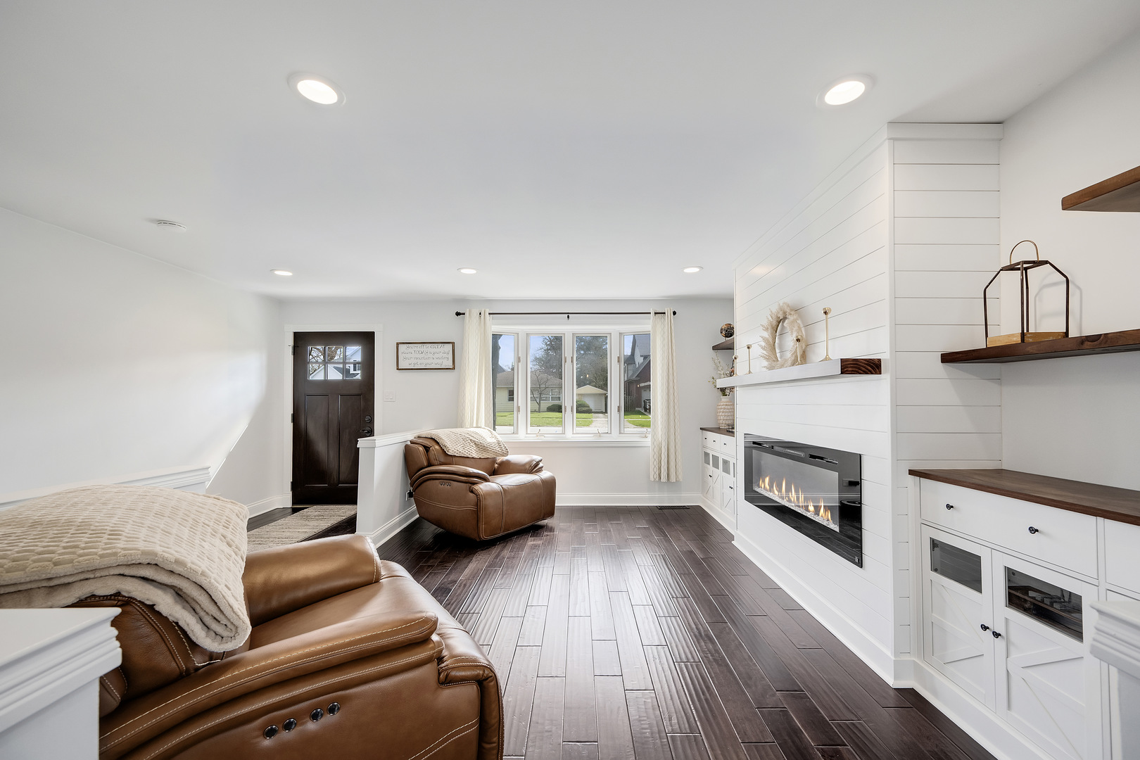 216 N Washington Street