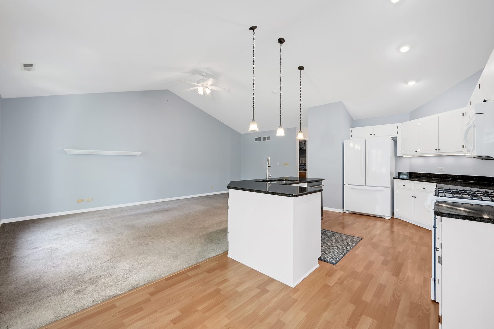 1128 BRISTLECONE Court Unit: 1128
