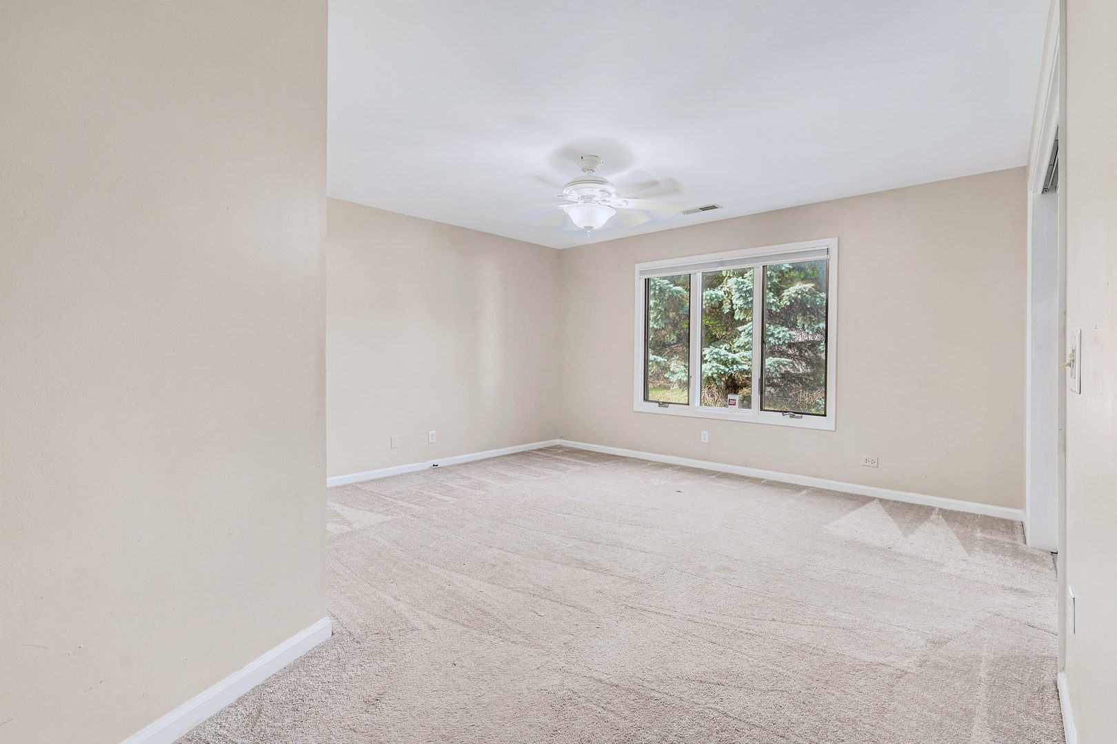 1128 BRISTLECONE Court Unit: 1128