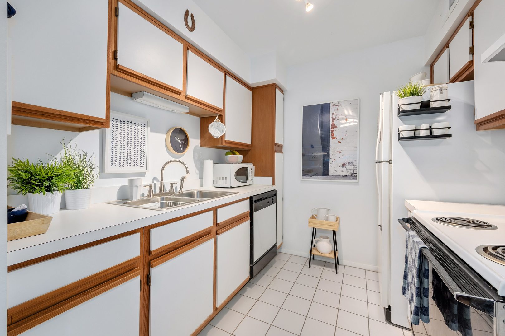 6109 Knoll Wood Road Unit: 102