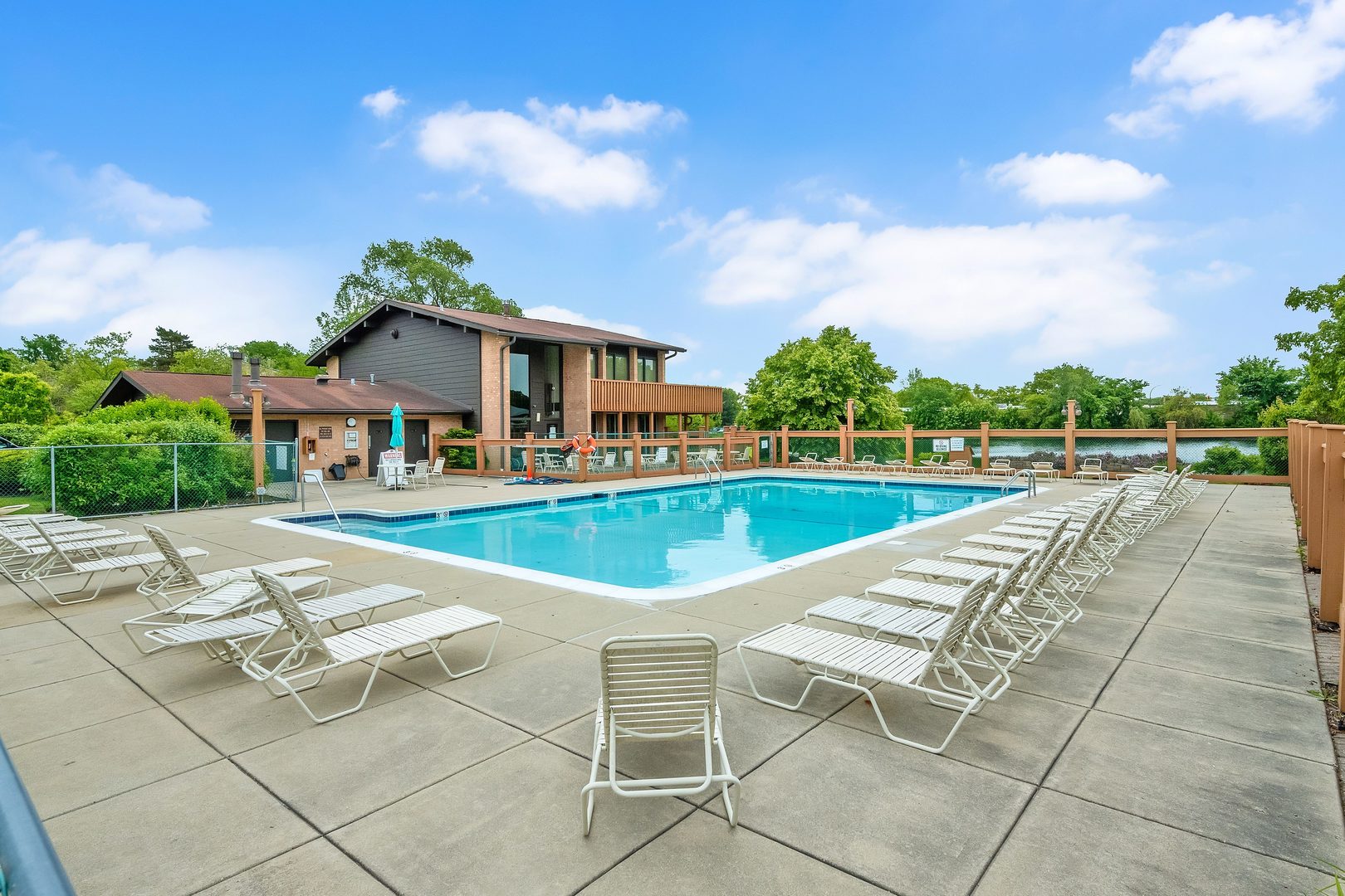 6109 Knoll Wood Road Unit: 102