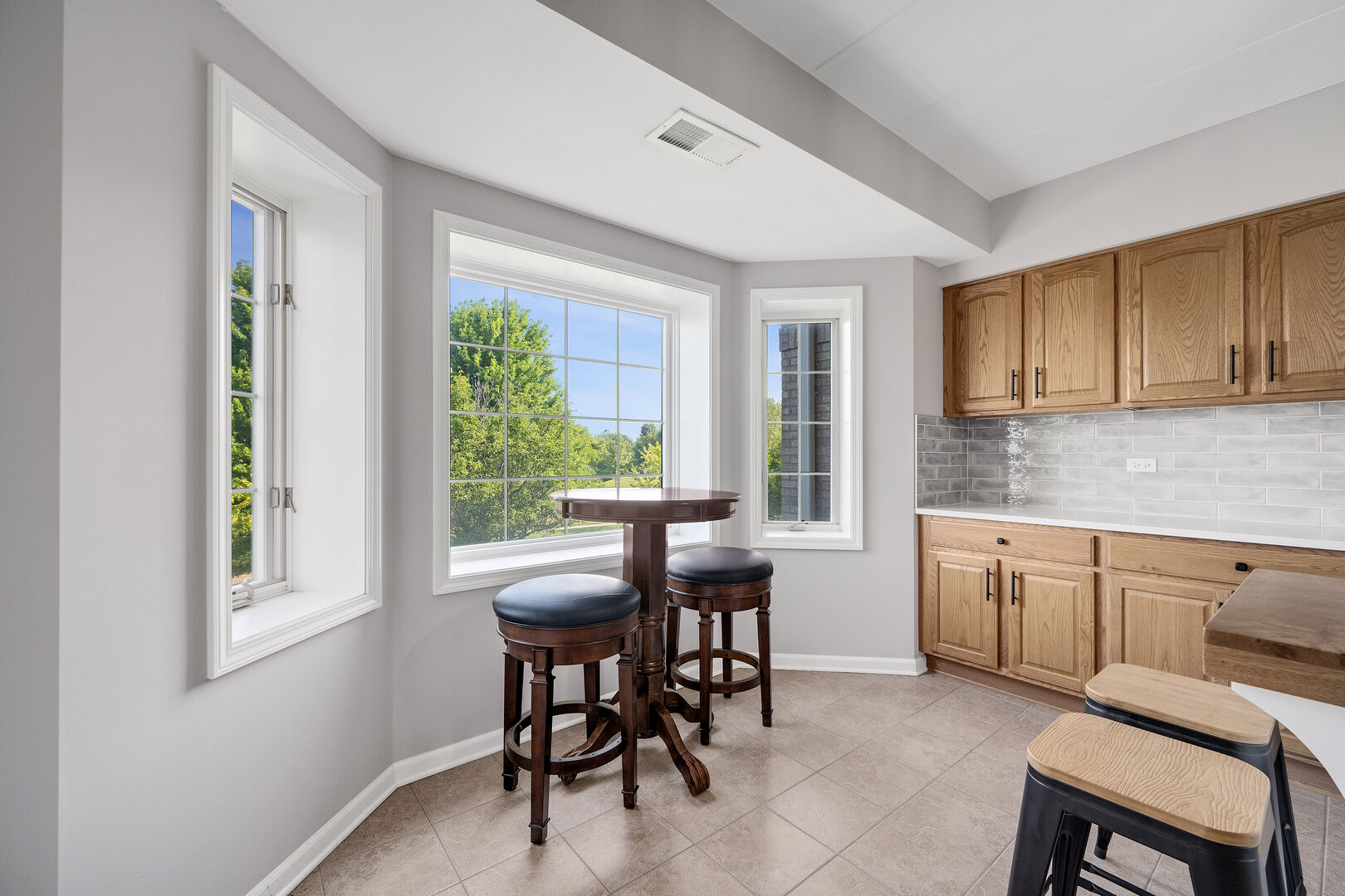 8505 Woodward Avenue Unit: 102