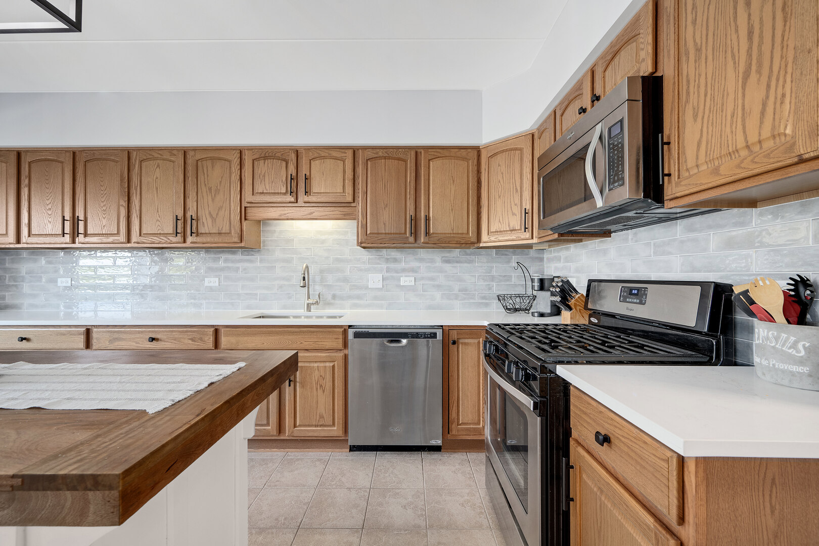 8505 Woodward Avenue Unit: 102