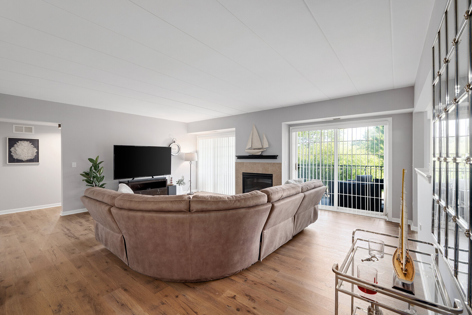 8505 Woodward Avenue Unit: 102