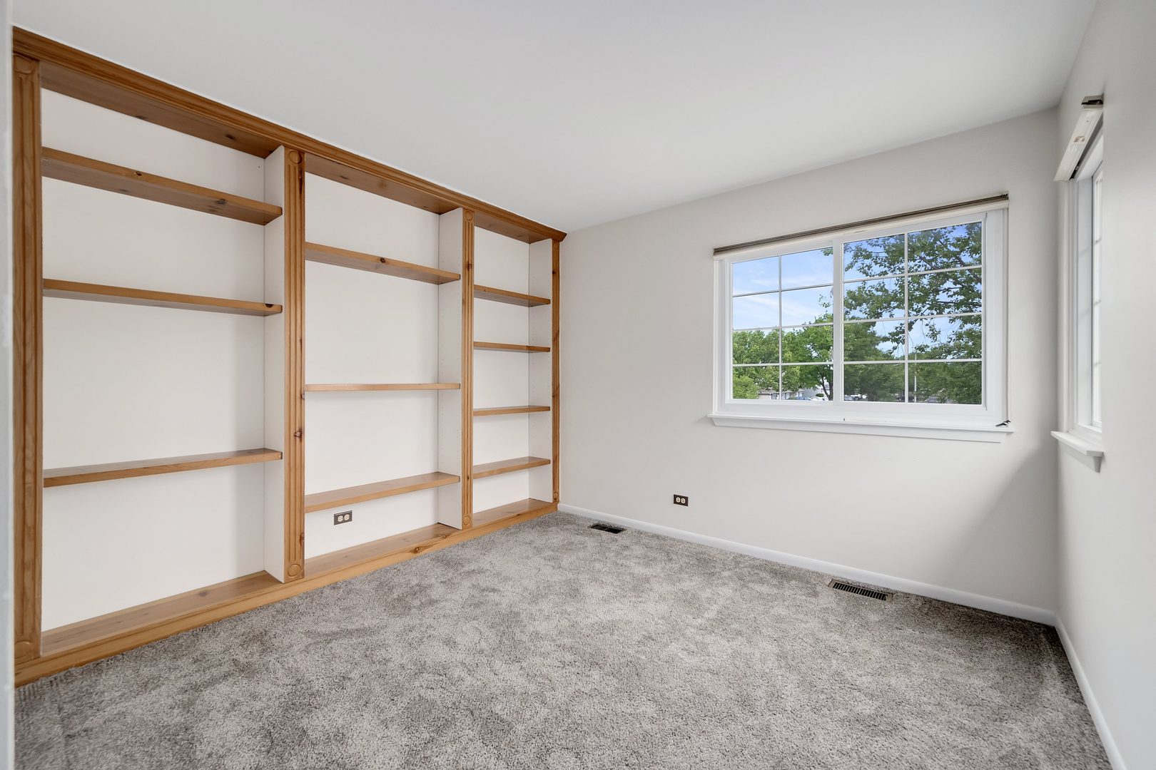 1008 E Wilson Avenue Unit: 1008