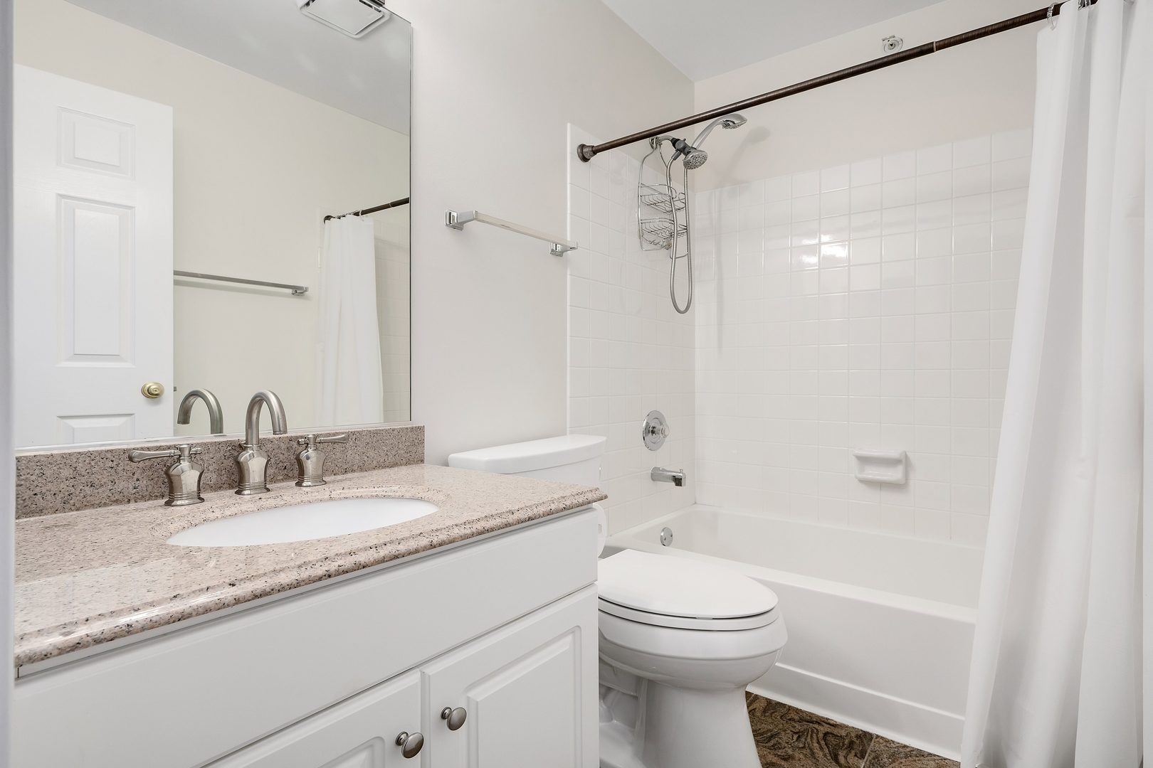 1008 E Wilson Avenue Unit: 1008
