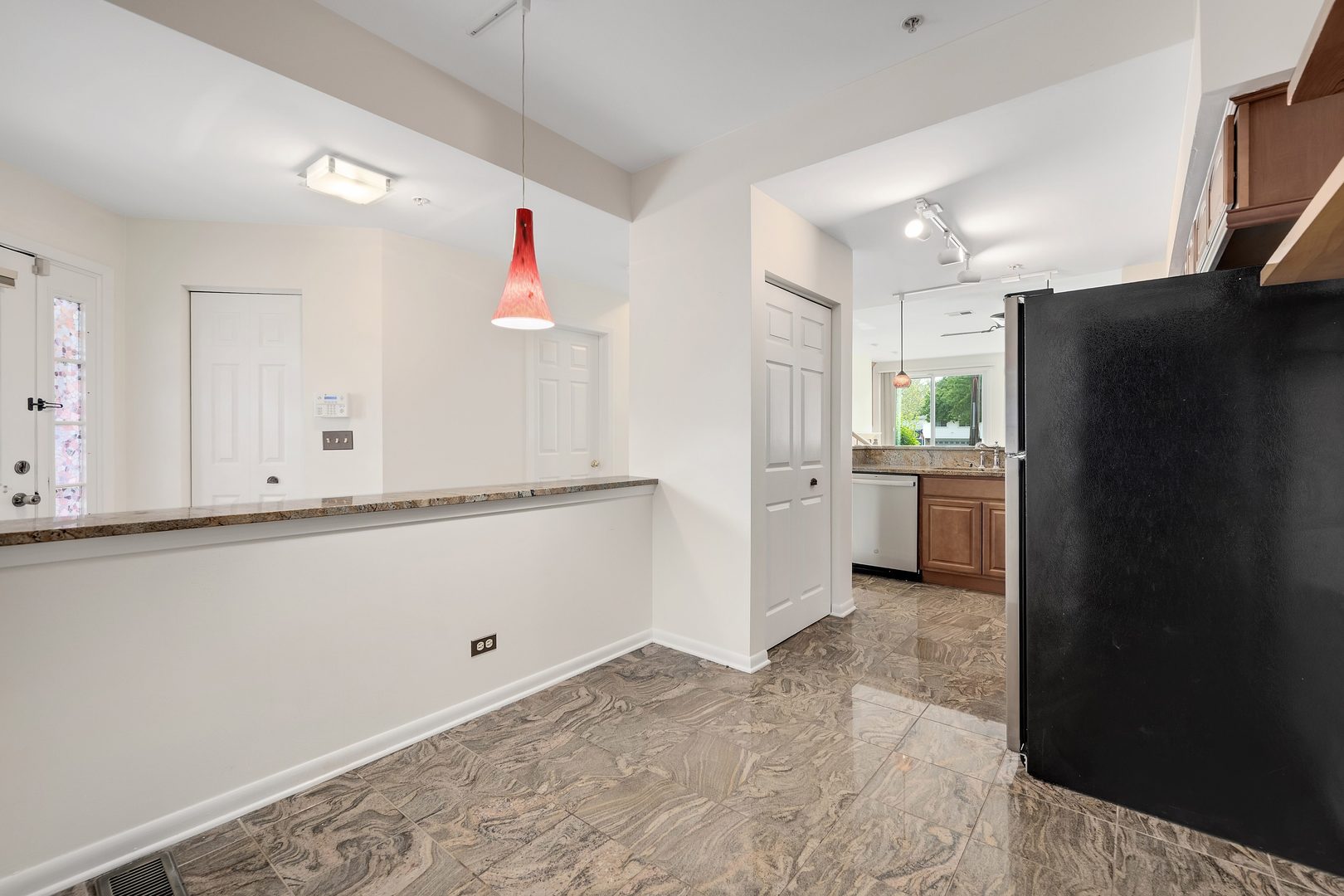 1008 E Wilson Avenue Unit: 1008