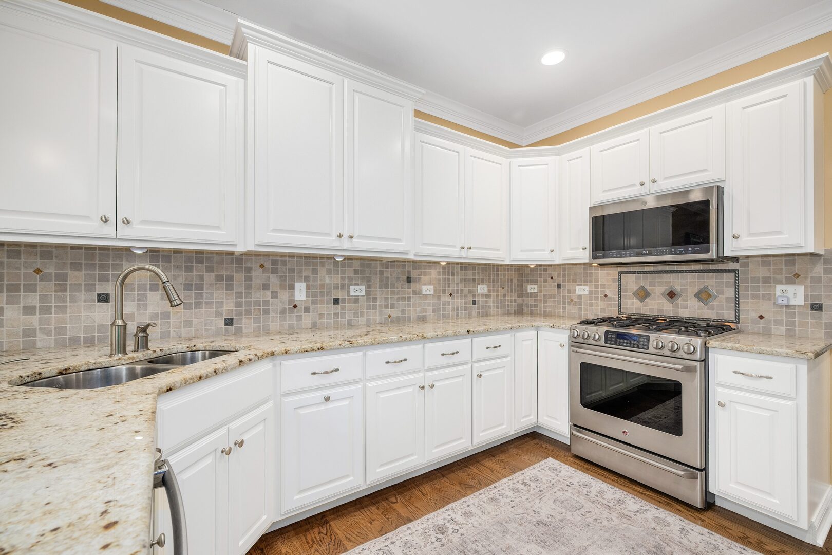 2454 Durand Drive