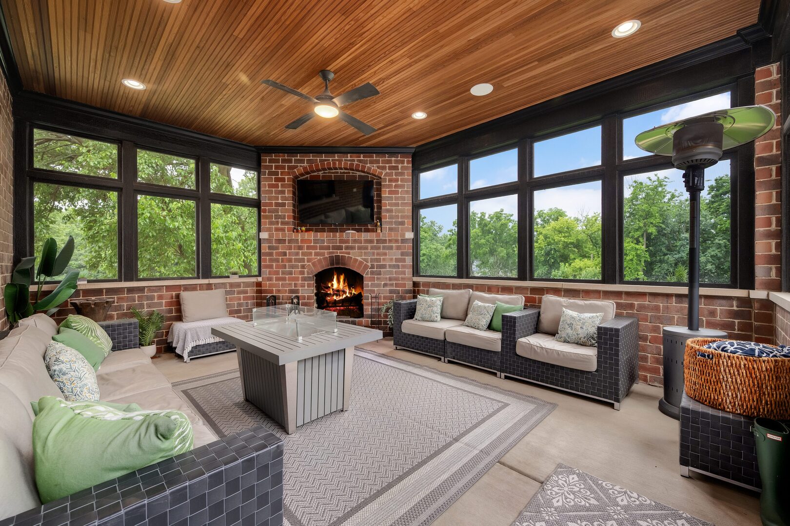 4050 Sterling Road