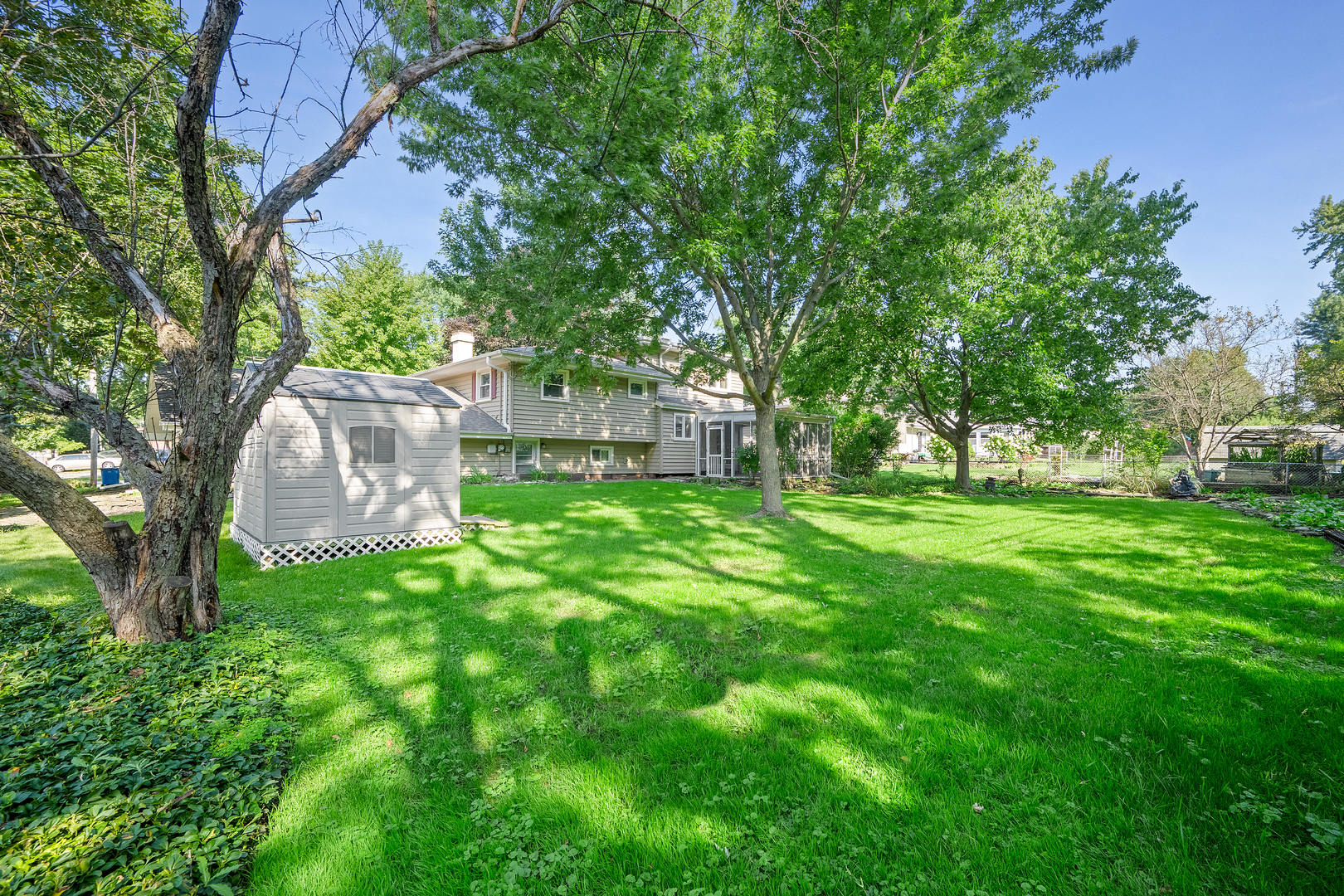 6151 Leonard Avenue
