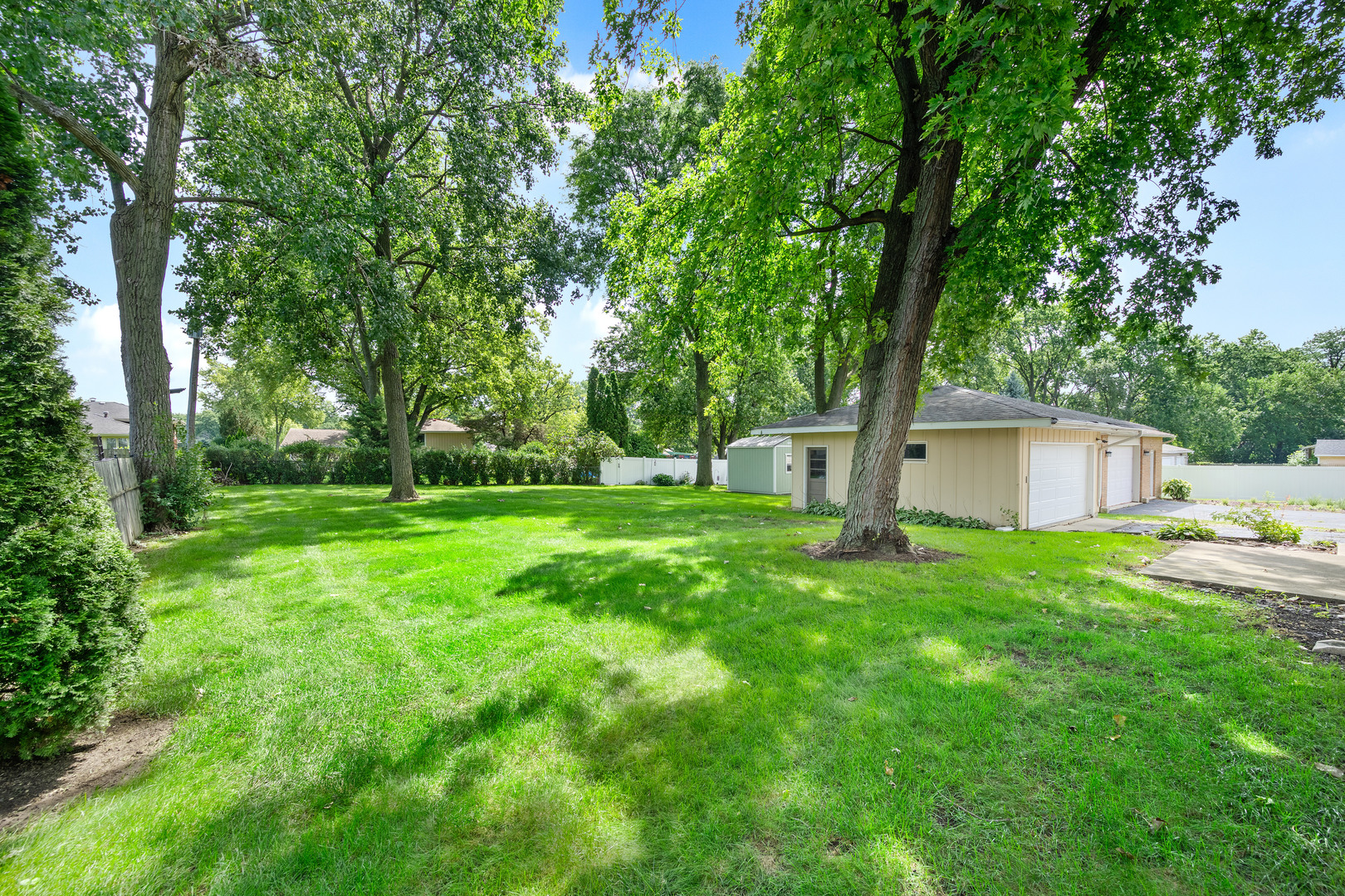 6705 Clarendon Hills Road