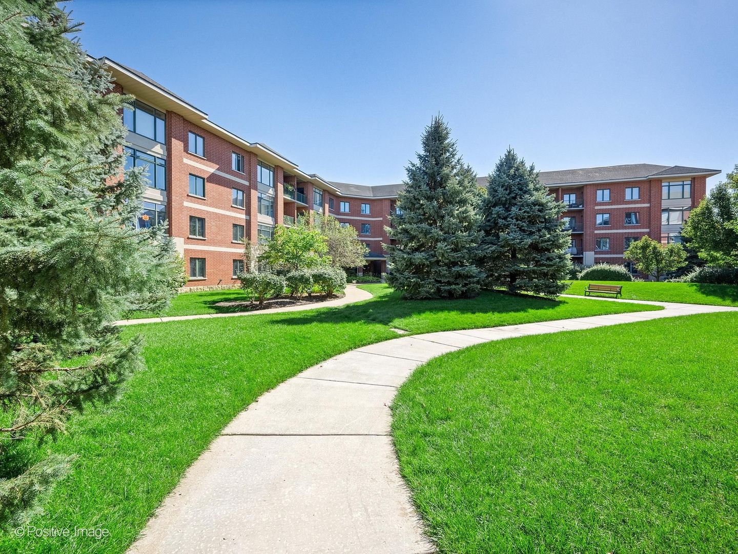 855 E 22nd Street Unit: 102