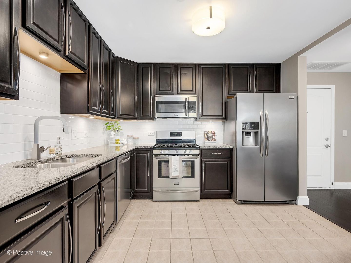 855 E 22nd Street Unit: 102