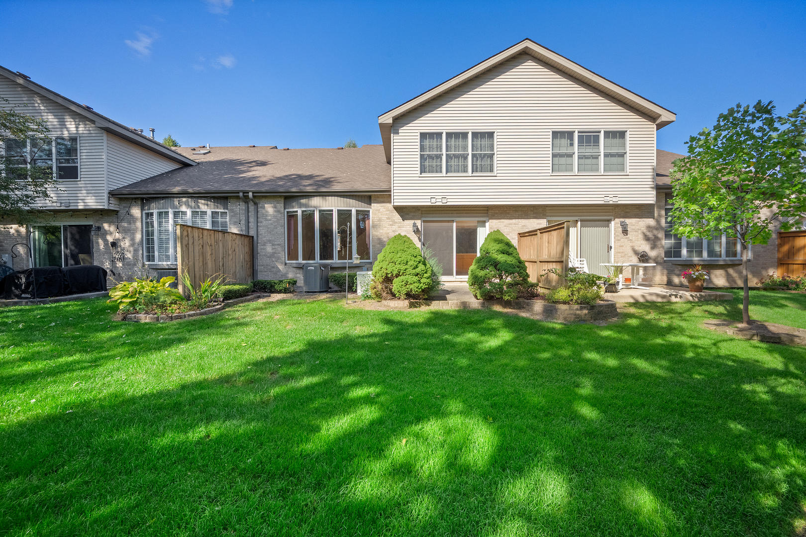 1015 Claremont Drive Unit: 1015