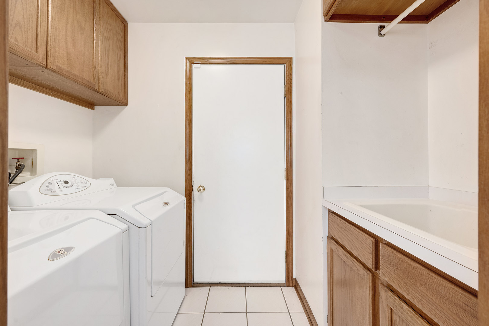 1015 Claremont Drive Unit: 1015