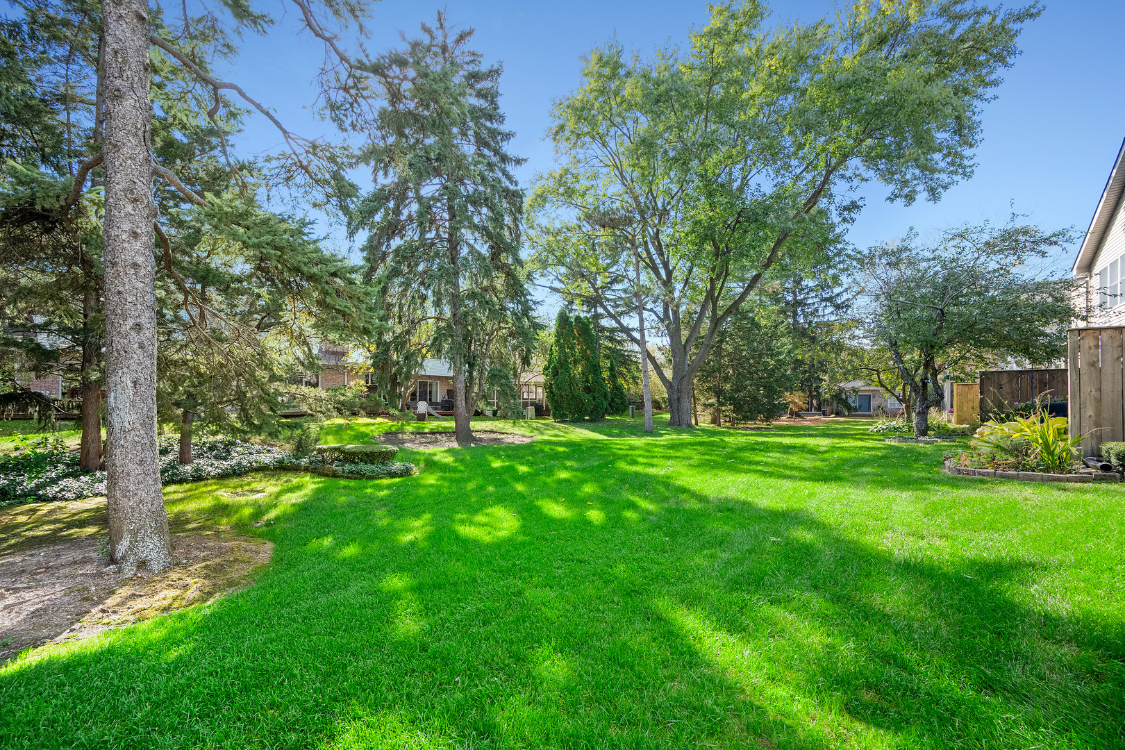 1015 Claremont Drive Unit: 1015