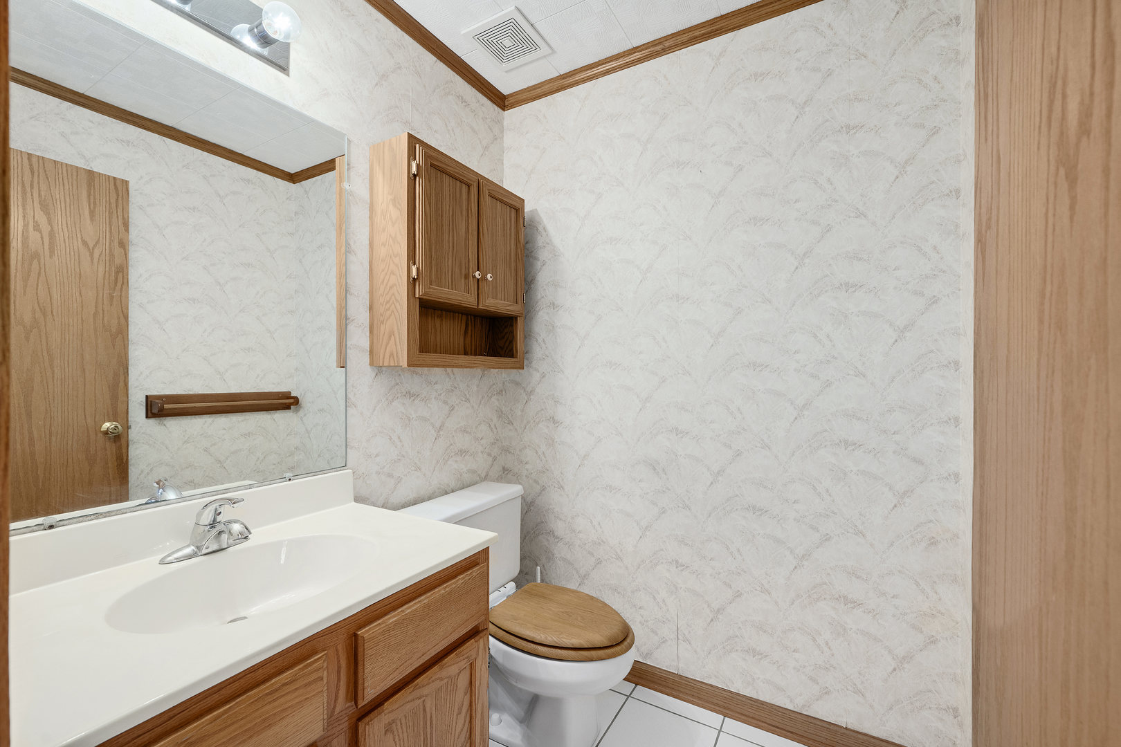 1015 Claremont Drive Unit: 1015