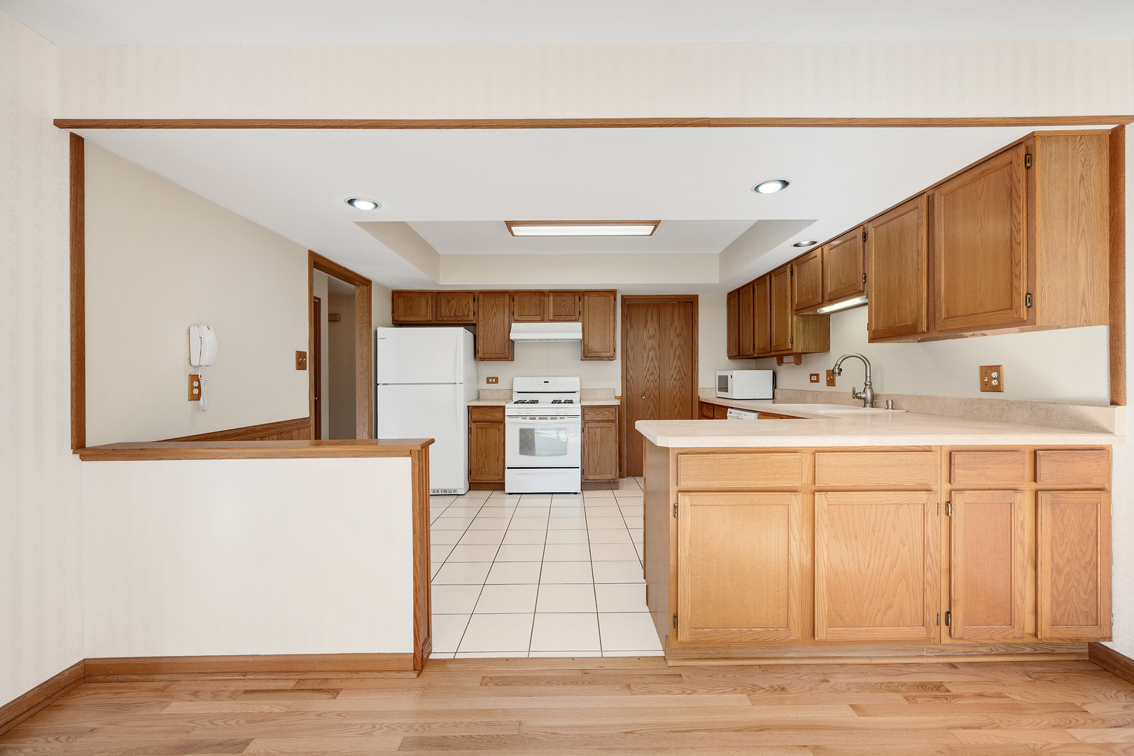 1015 Claremont Drive Unit: 1015
