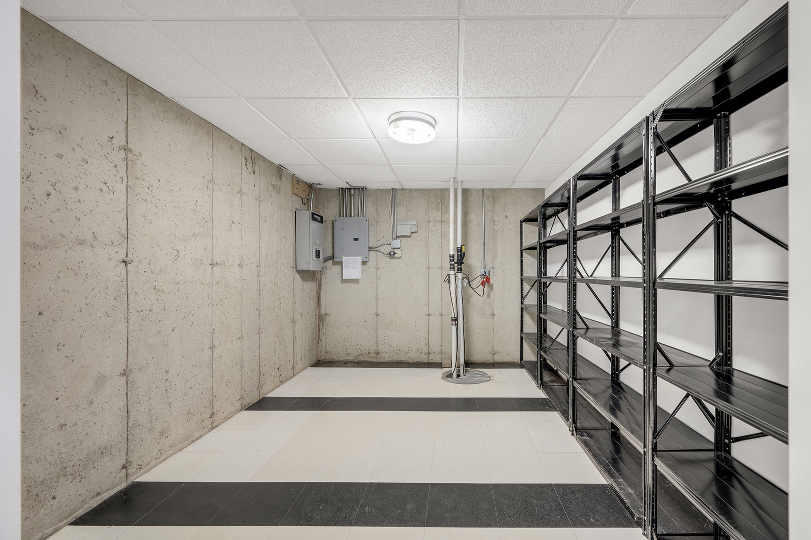 1015 Claremont Drive Unit: 1015