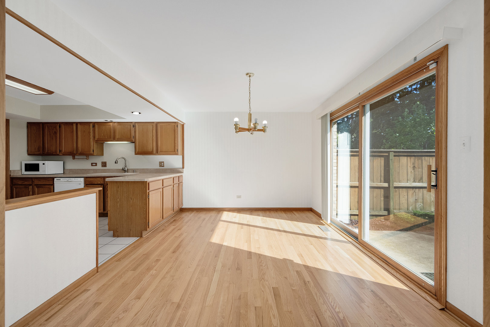 1015 Claremont Drive Unit: 1015