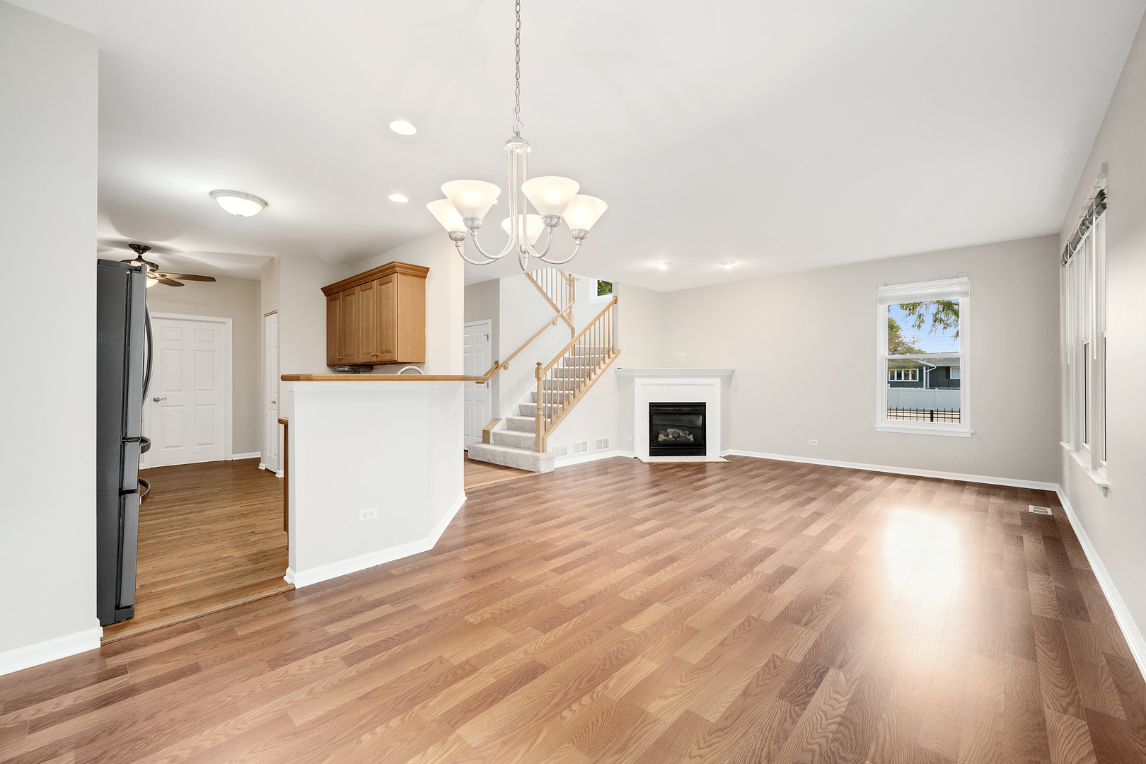 1200 Oakleaf Court