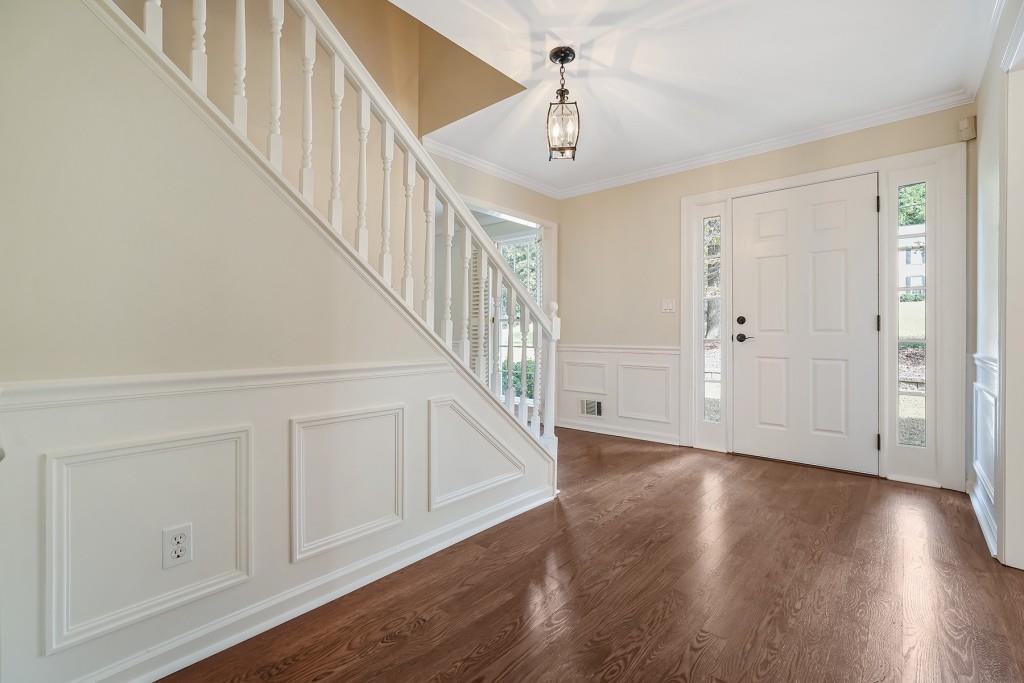 5561 Woodsong Trail