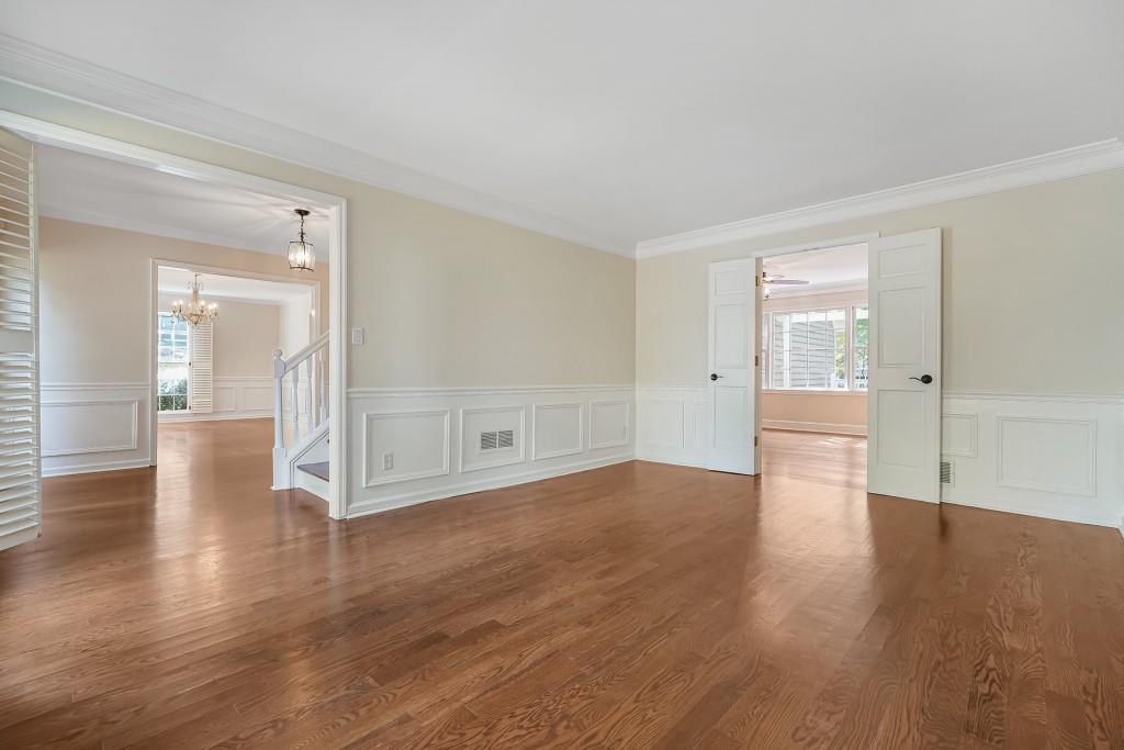 5561 Woodsong Trail