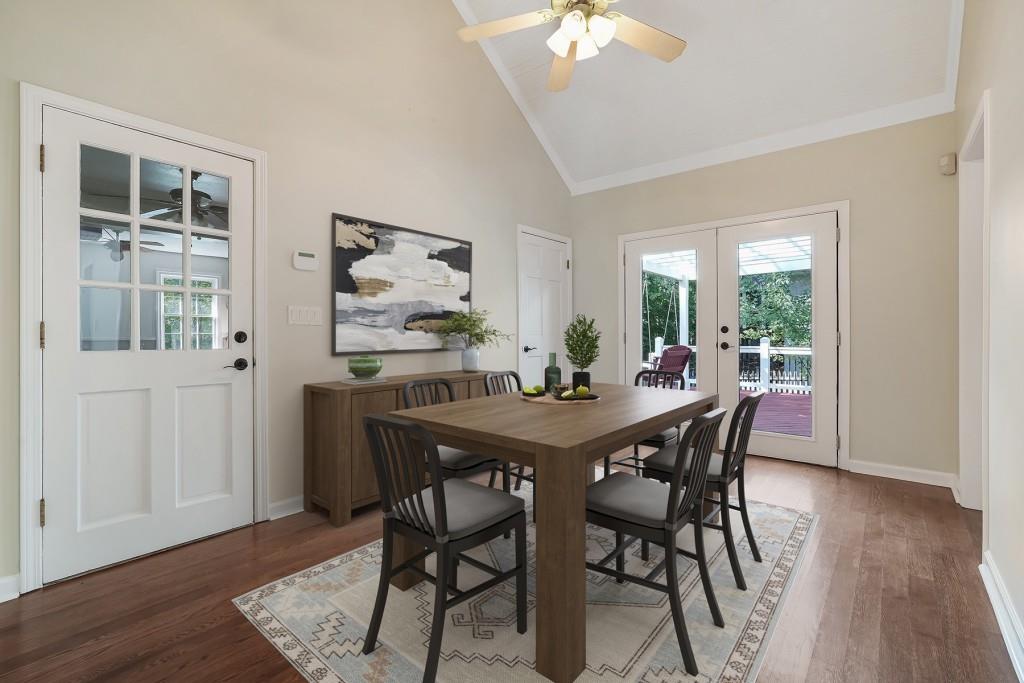 5561 Woodsong Trail