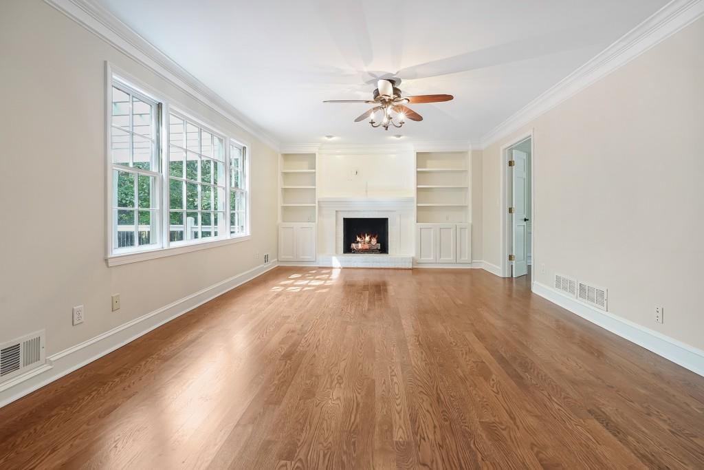 5561 Woodsong Trail