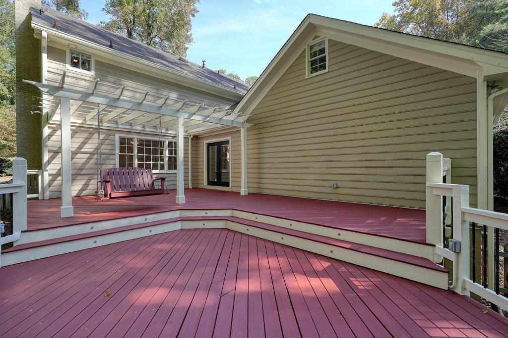 5561 Woodsong Trail