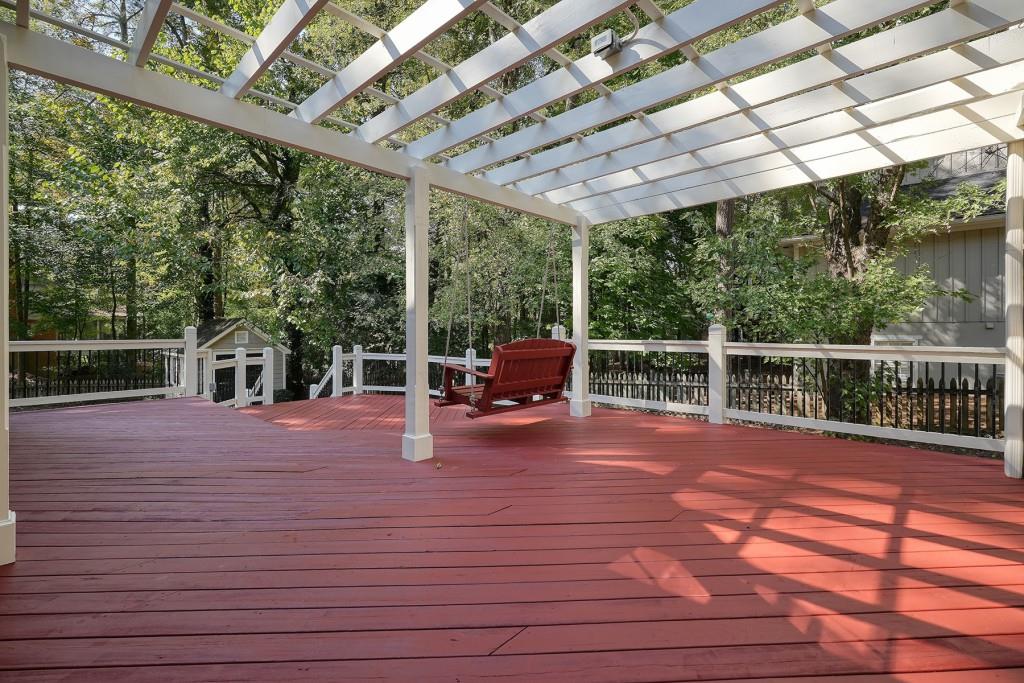 5561 Woodsong Trail