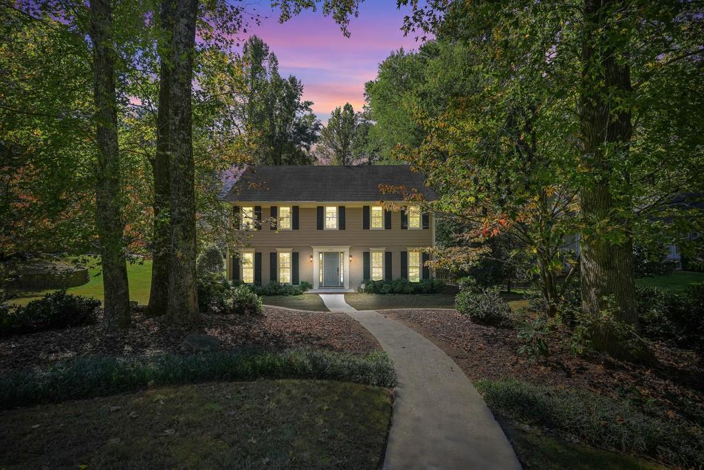 5561 Woodsong Trail