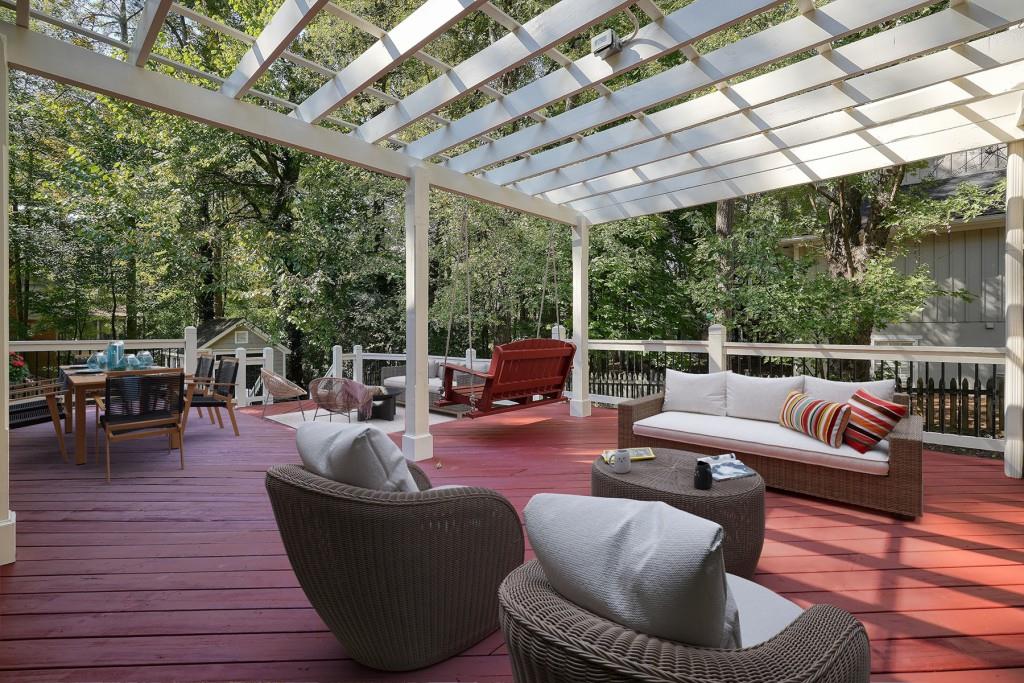 5561 Woodsong Trail