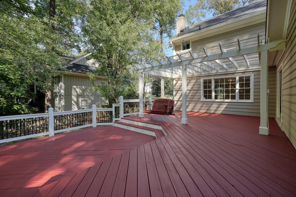 5561 Woodsong Trail