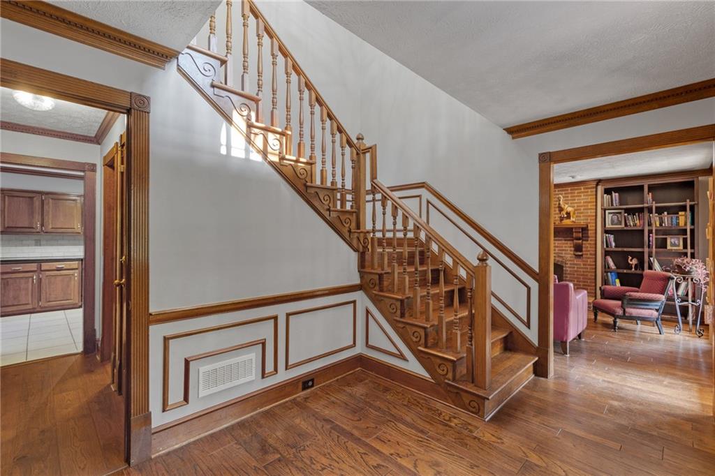 4259 Kings Troop Road