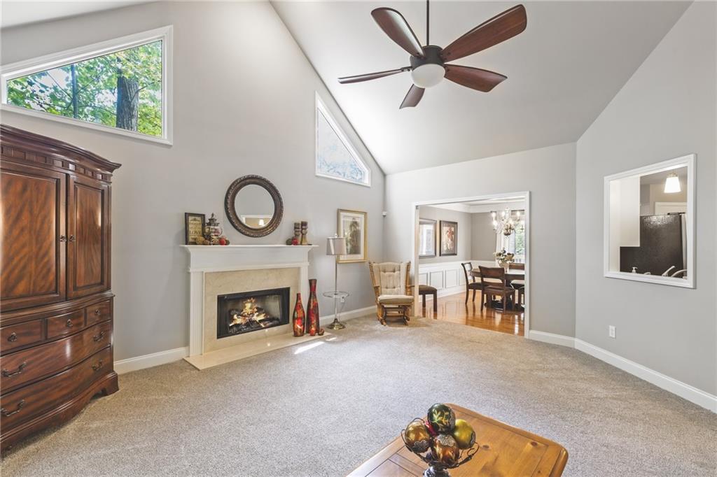 1021 Oak Way