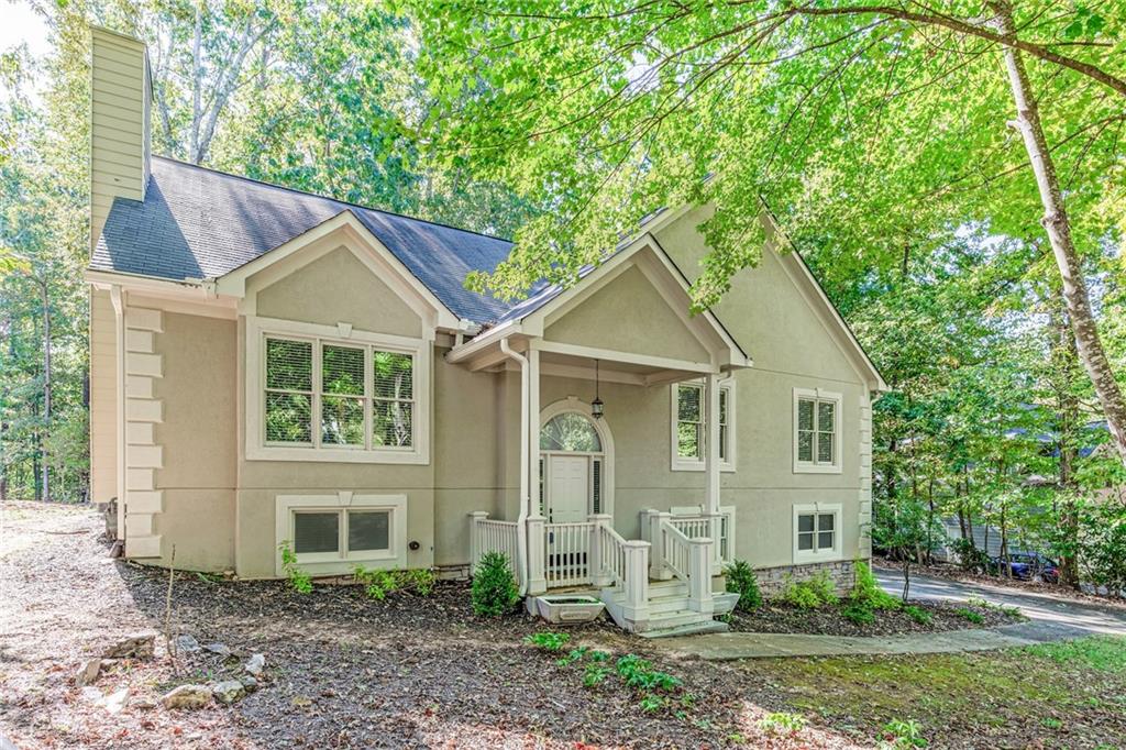 1021 Oak Way