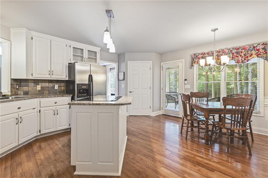 1021 Oak Way