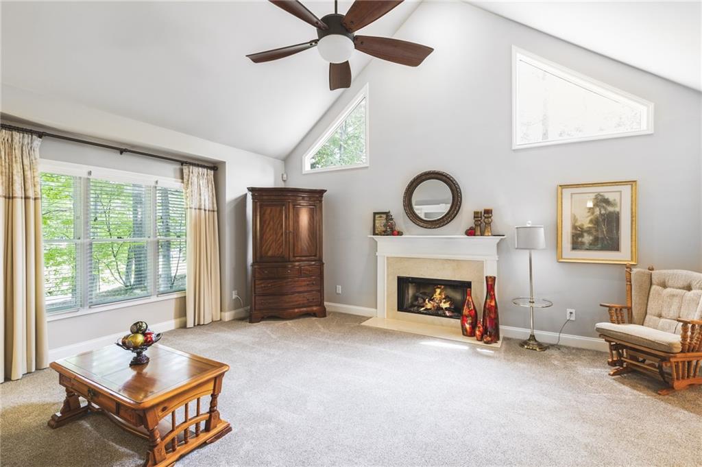 1021 Oak Way