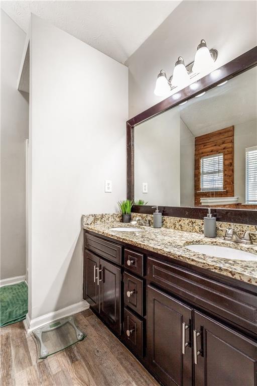 5051 Cliff Top Drive