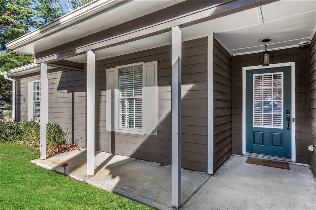 5051 Cliff Top Drive