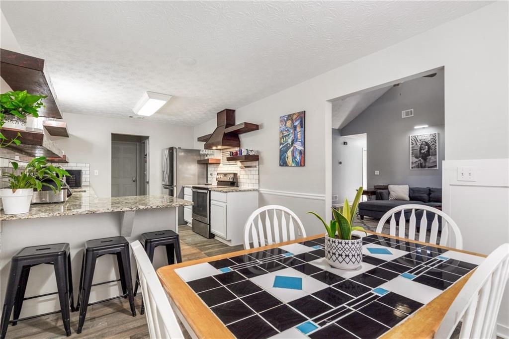 5051 Cliff Top Drive