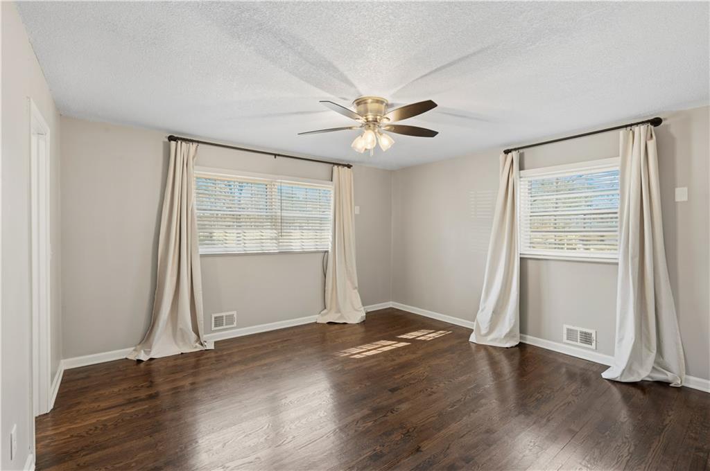 3694 Pinehill Circle
