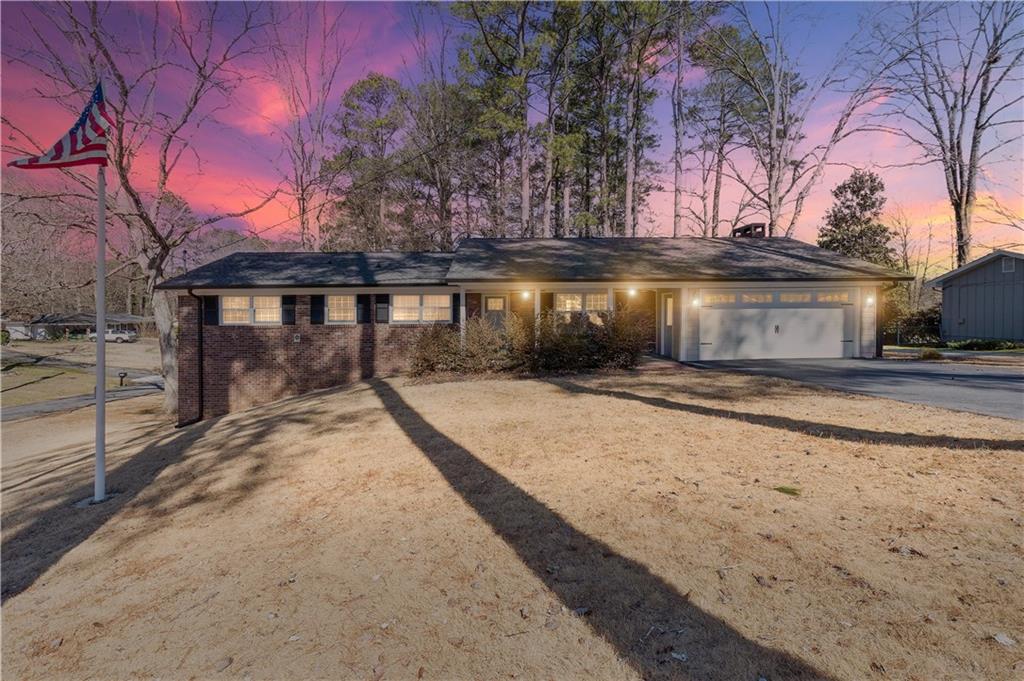 3694 Pinehill Circle