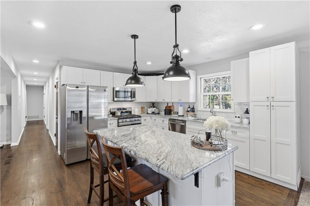 3694 Pinehill Circle