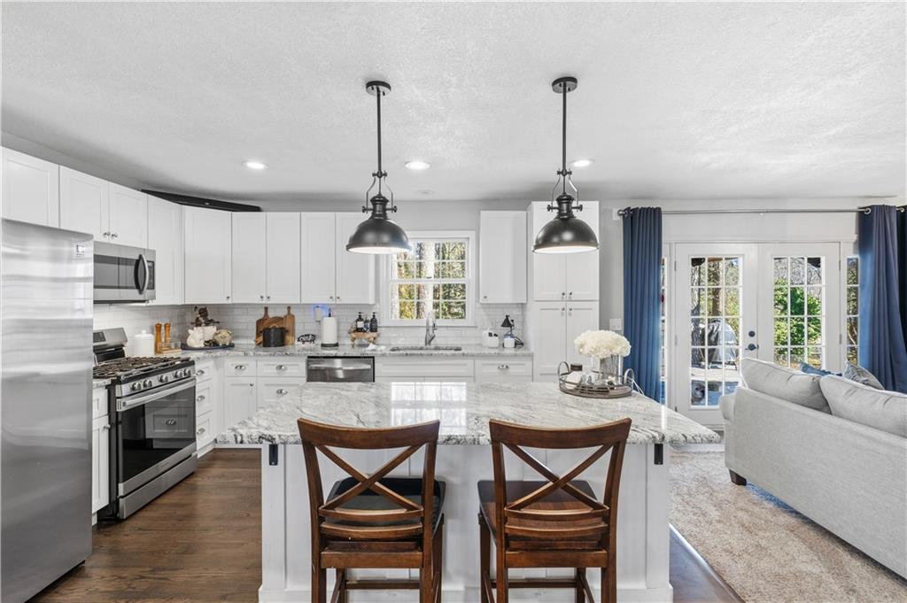 3694 Pinehill Circle